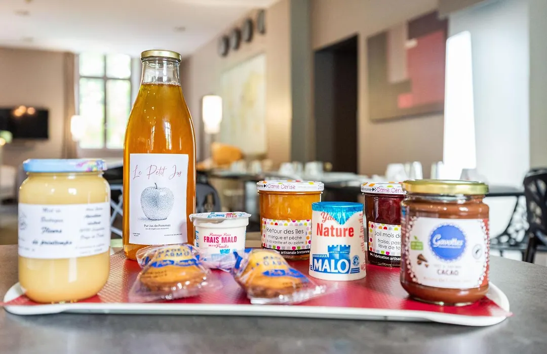 Brit Hotel Spa Le Connetable-1